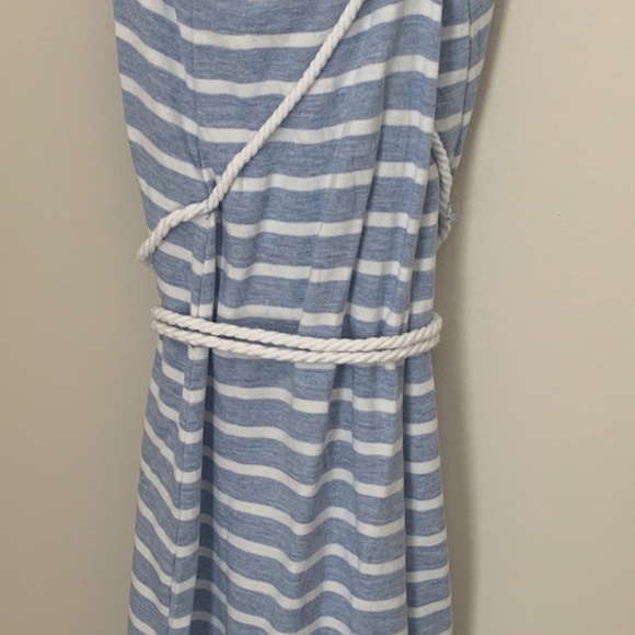 Cupcakes and Cashmere Desi Striped Dress - Picture 4 of 6